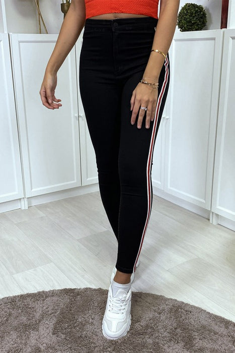 Broek Met Strepen Aan De Zijkant